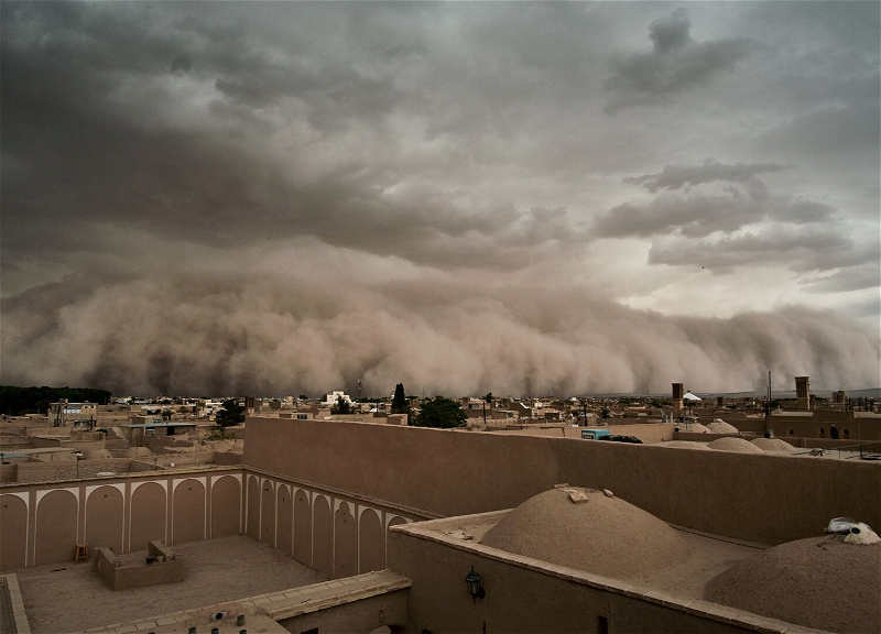 На Иран обрушилась песчаная буря – ВИДЕО